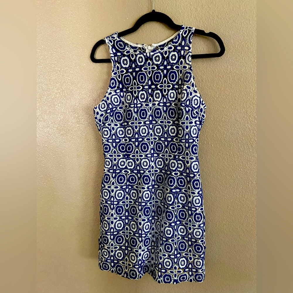 BB Dakota Patterned Overlay Dress S